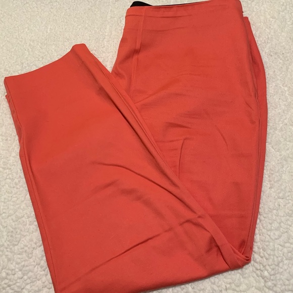 Old navy apricot colored pant - Picture 1 of 6